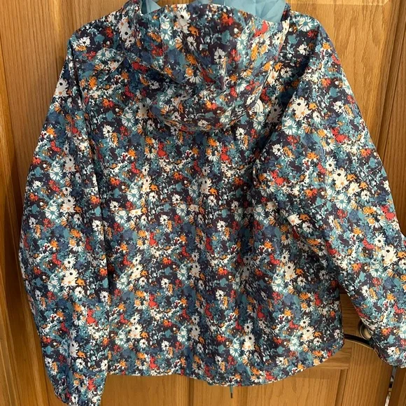 RESERVED for return - North Face Women’s Floral Hooded Rain Jacket XL - Picture 7 of 8